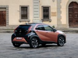 TOYOTA AYGO X pieno